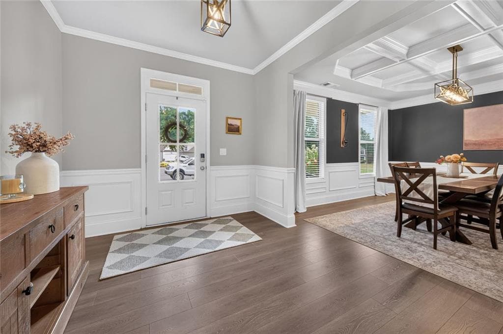 5 bedroom, 3 bathroom, 3,124 sq ft single family residence for sale at 7410 Rambling Vale, Cumming, GA 30028 — photo 4