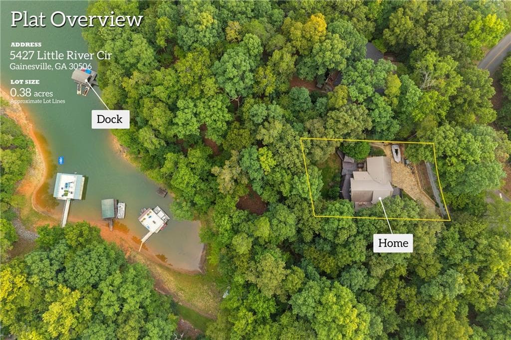 3 bedroom, 3 bathroom, 2,580 sq ft single family residence for sale at 5427 Little River Circle, Gainesville, GA 30506 — photo 3
