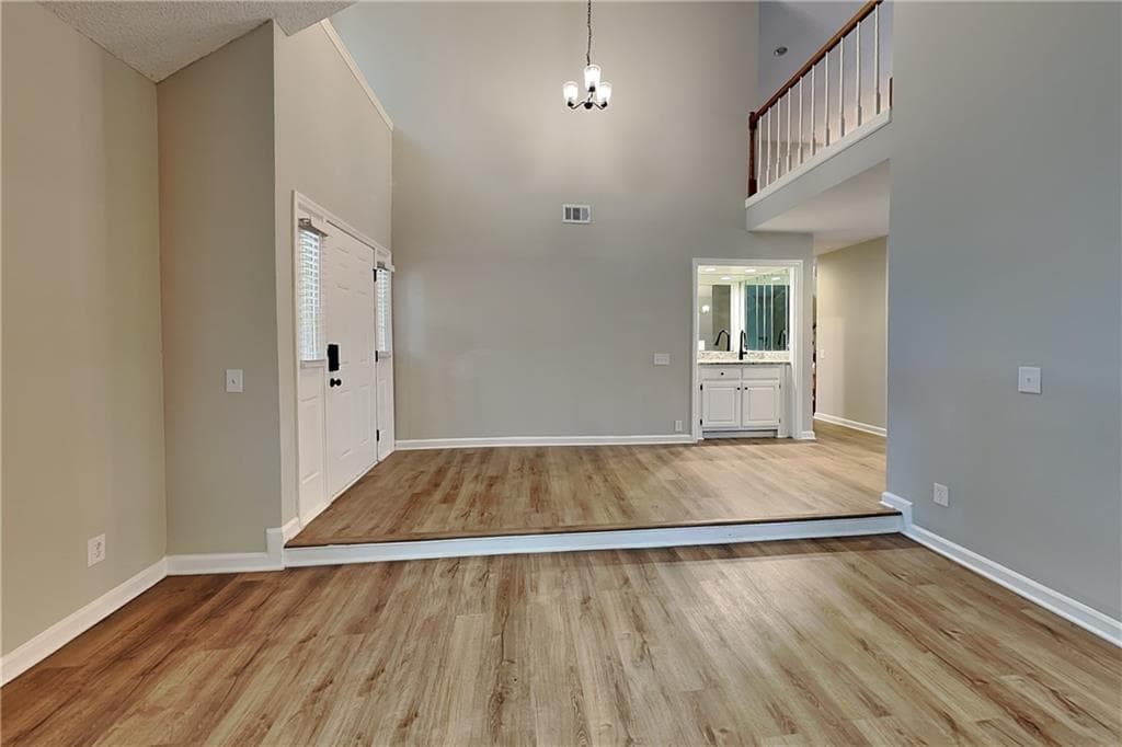 4 bedroom, 3 bathroom, 3,392 sq ft single family residence for rent at 1947 Hunters Bend Court, Marietta, GA 30062 for $3,775 a month — photo 3