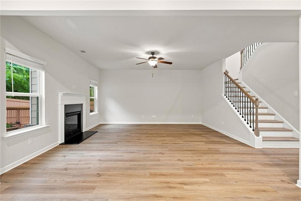 5 bedroom, 3 bathroom, 3,141 sq ft single family residence under contract at 4806 Sultanta Way, Atlanta, GA 30331 — photo 8
