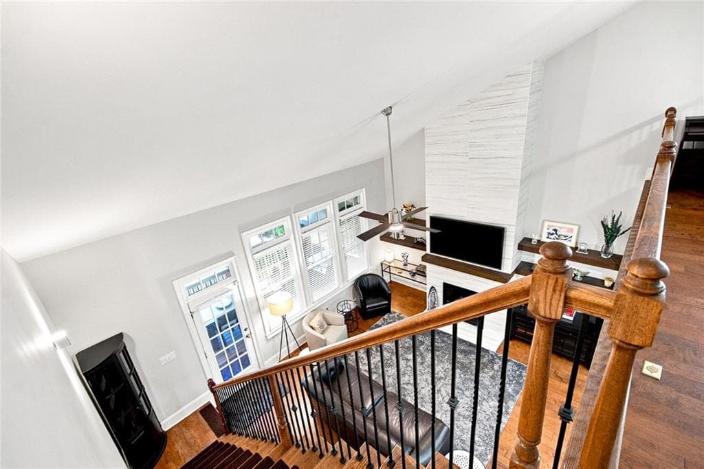 5 bedroom, 5 bathroom, 5,176 sq ft single family residence for sale at 11715 Stratham Drive, Alpharetta, GA 30009 — photo 9