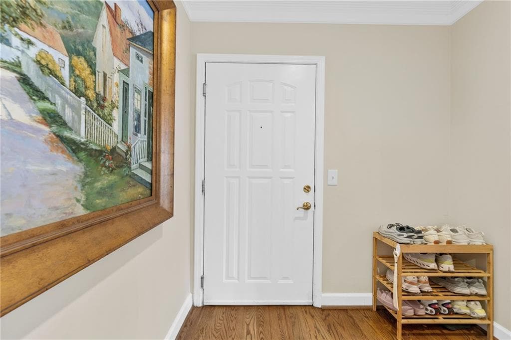 2 bedroom, 2 bathroom, 1,424 sq ft condominium for sale at 3334 Peachtree Road 1412, Atlanta, GA 30326 — photo 7