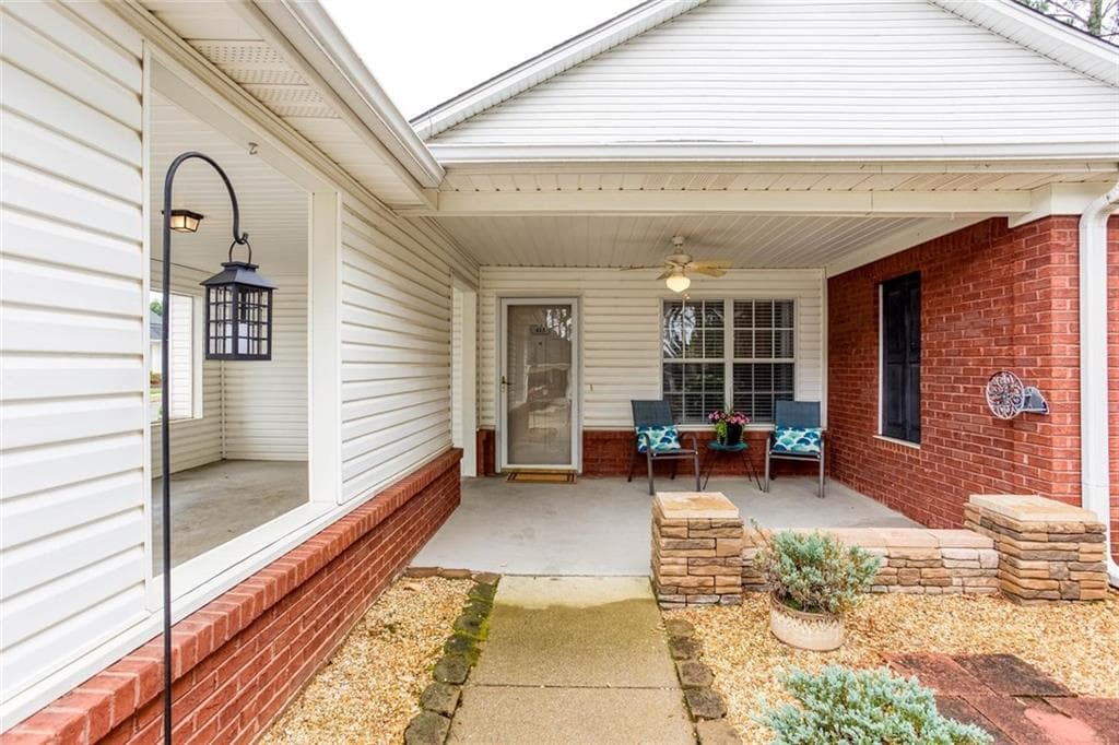 2 bedroom, 2 bathroom, 1,002 sq ft condominium for sale at 150 Old Mill Road 413, Cartersville, GA 30120 — photo 4