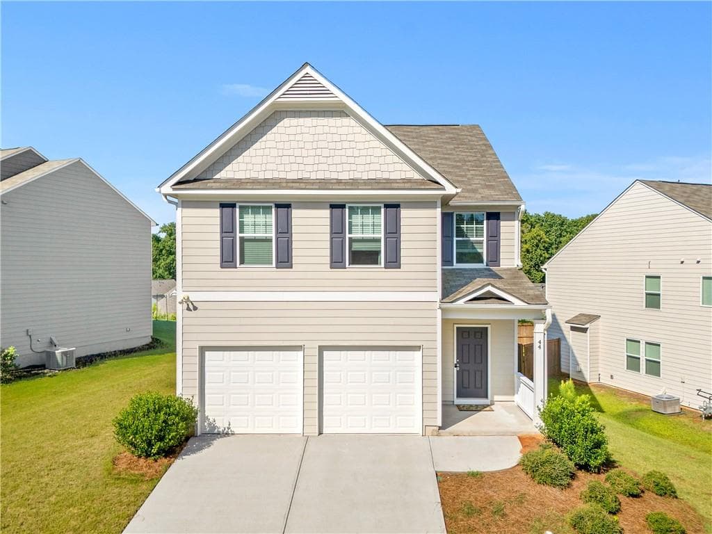 4 bedroom, 3 bathroom, 2,036 sq ft home for sale at 44 Pointe Place, Dawsonville, GA