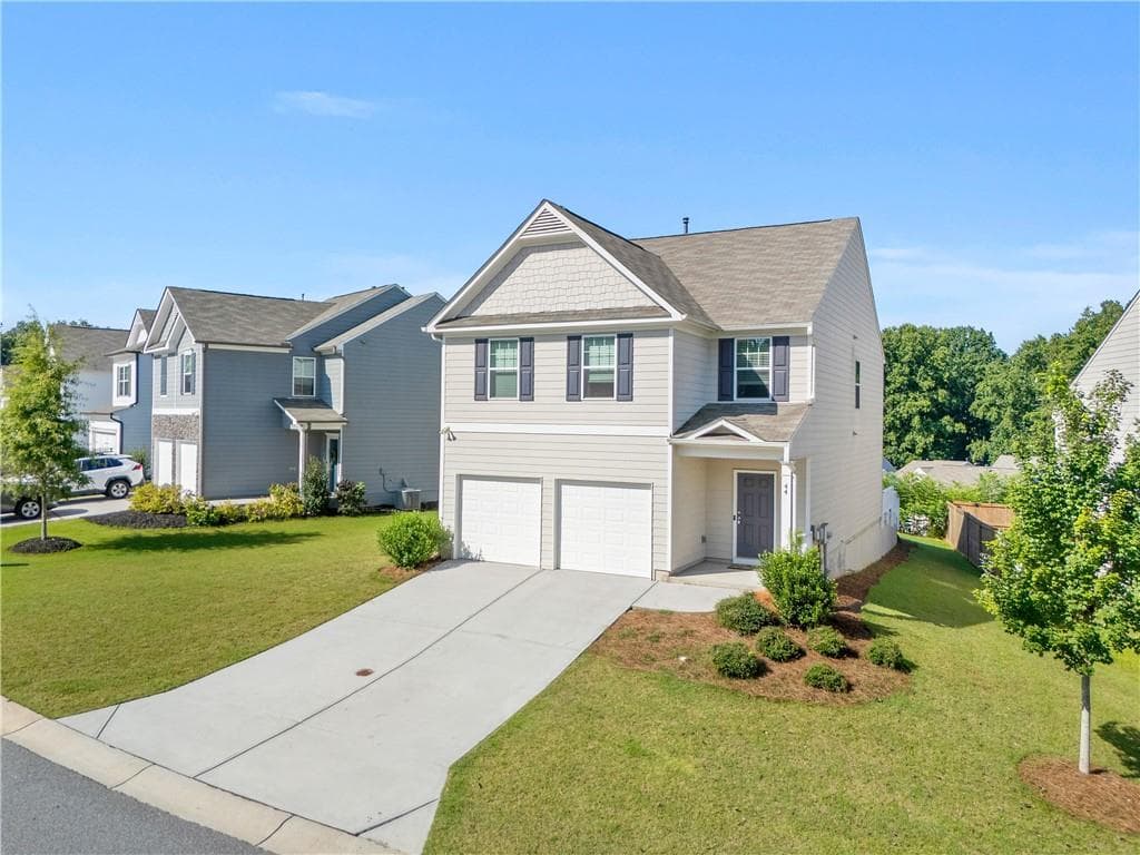 4 bedroom, 3 bathroom, 2,036 sq ft single family residence for sale at 44 Pointe Place, Dawsonville, GA 30534 — photo 2