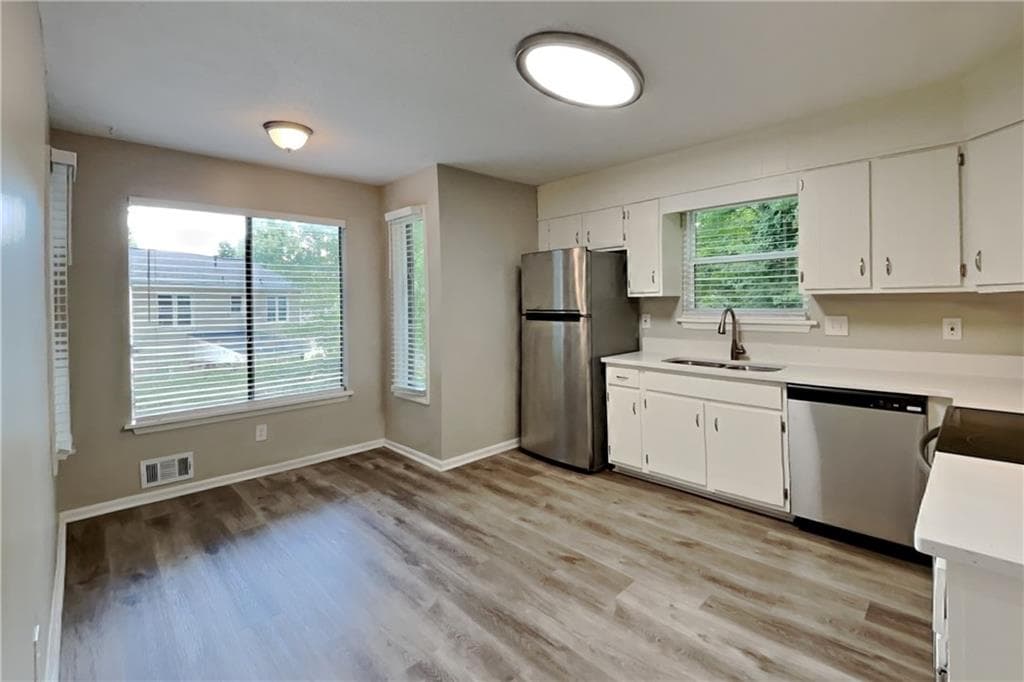 4 bedroom, 3 bathroom, 2,189 sq ft single family residence for rent at 3013 Alberta Drive, Marietta, GA 30062 for $2,490 a month — photo 5