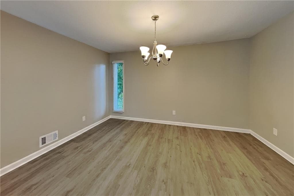 4 bedroom, 3 bathroom, 2,189 sq ft single family residence for rent at 3013 Alberta Drive, Marietta, GA 30062 for $2,490 a month — photo 6
