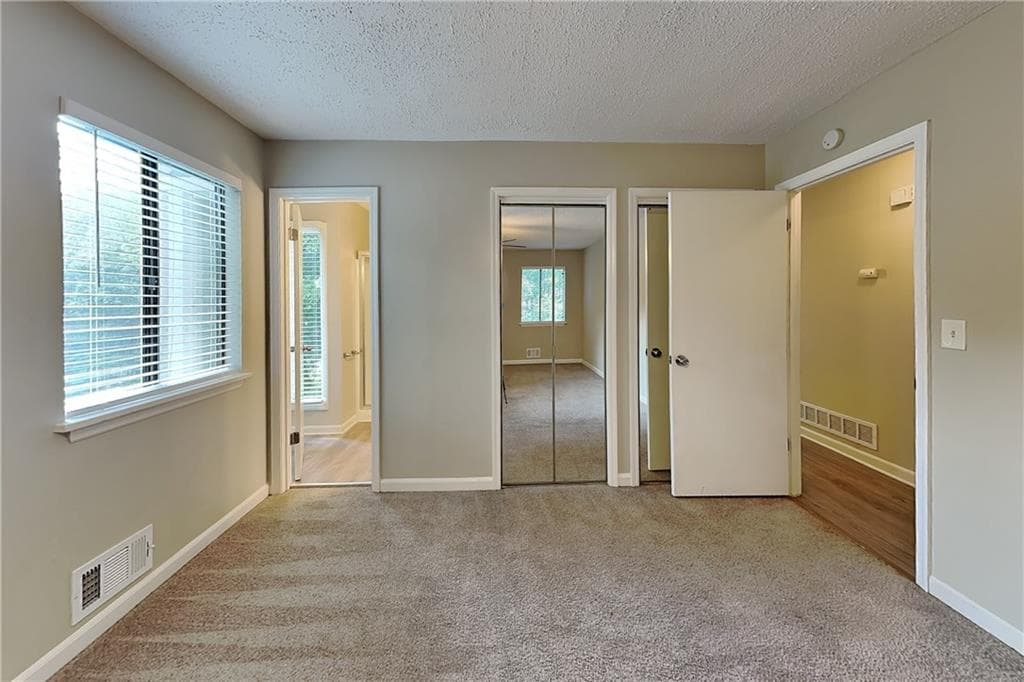 4 bedroom, 3 bathroom, 2,189 sq ft single family residence for rent at 3013 Alberta Drive, Marietta, GA 30062 for $2,490 a month — photo 9