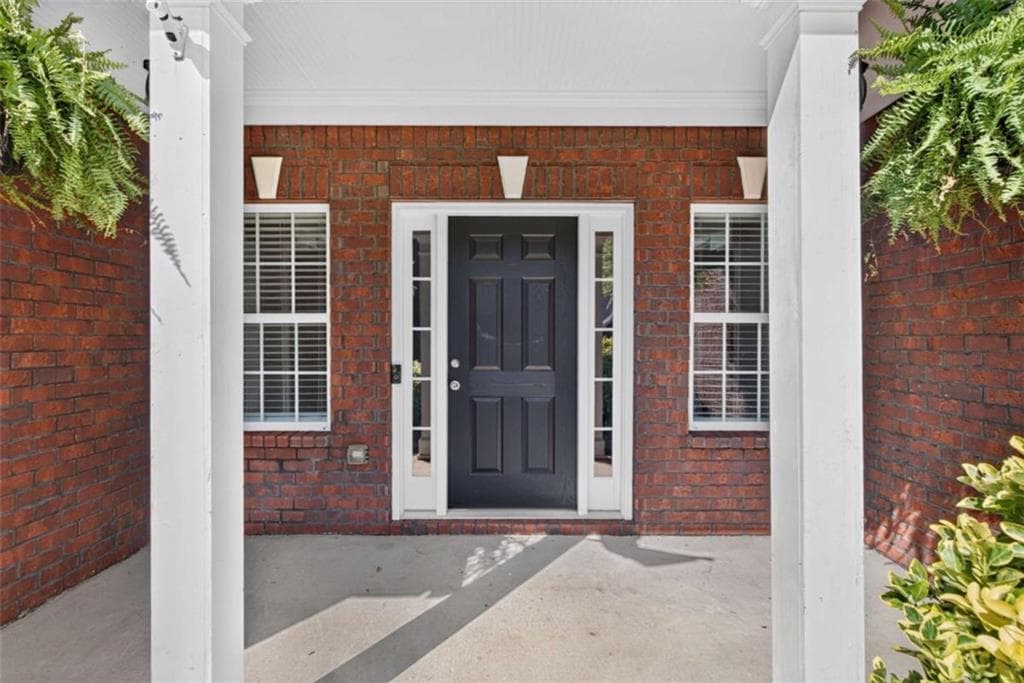3 bedroom, 2 bathroom, 1,833 sq ft single family residence under contract at 144 Feldspar Drive, Jefferson, GA 30549 — photo 3