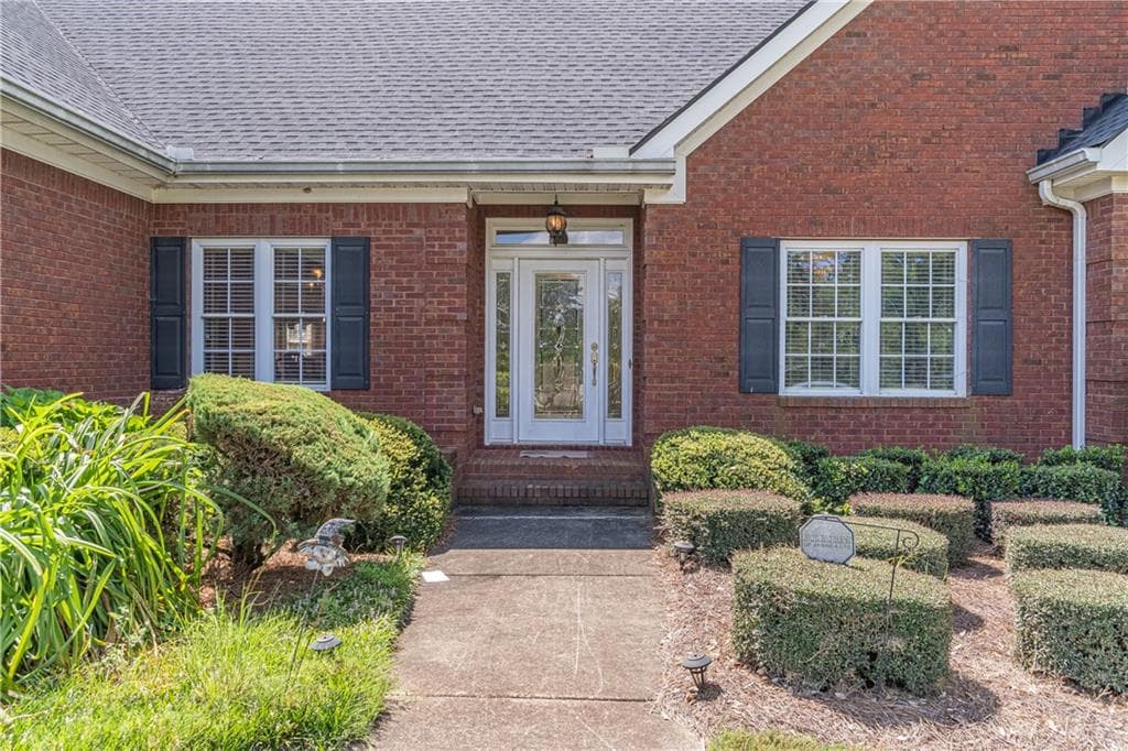4 bedroom, 2 bathroom, 2,513 sq ft single family residence for sale at 3562 Thompson Mill Road, Buford, GA 30519 — photo 7