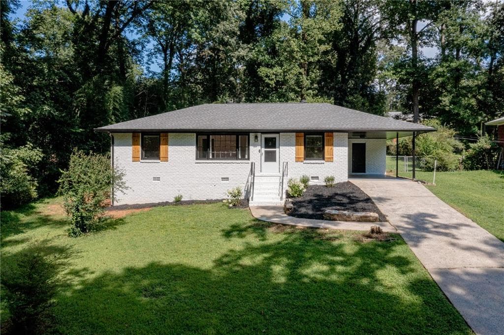 3 bedroom, 1 bathroom, 1,218 sq ft single family residence for sale at 280 Worthington Drive, Marietta, GA 30068 — photo 1 of 25