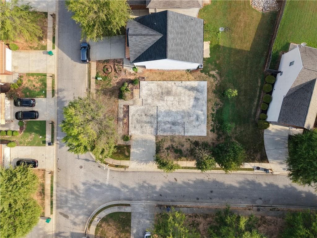 single family residence under contract at 140 Whimsical Court, Locust Grove, GA 30248