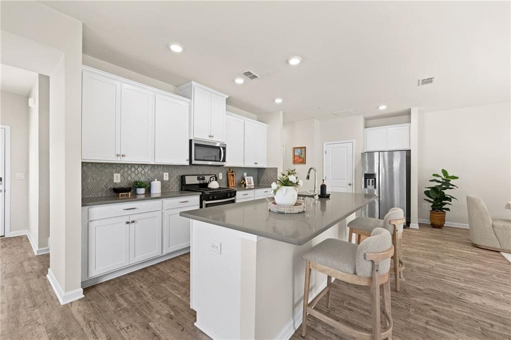 3 bedroom, 3 bathroom, 2,061 sq ft townhouse for sale at 1121 Arrowlake Road, Marietta, GA 30064 — photo 8