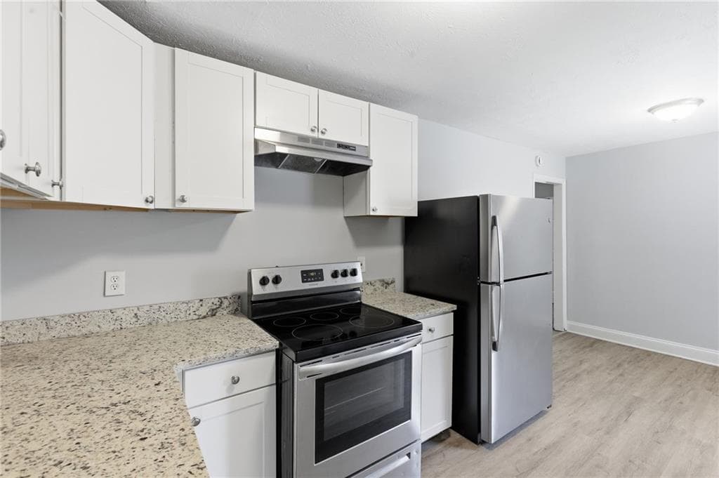 3 bedroom, 1 bathroom, 899 sq ft single family residence for sale at 327 Addington Street, Atlanta, GA 30310 — photo 8