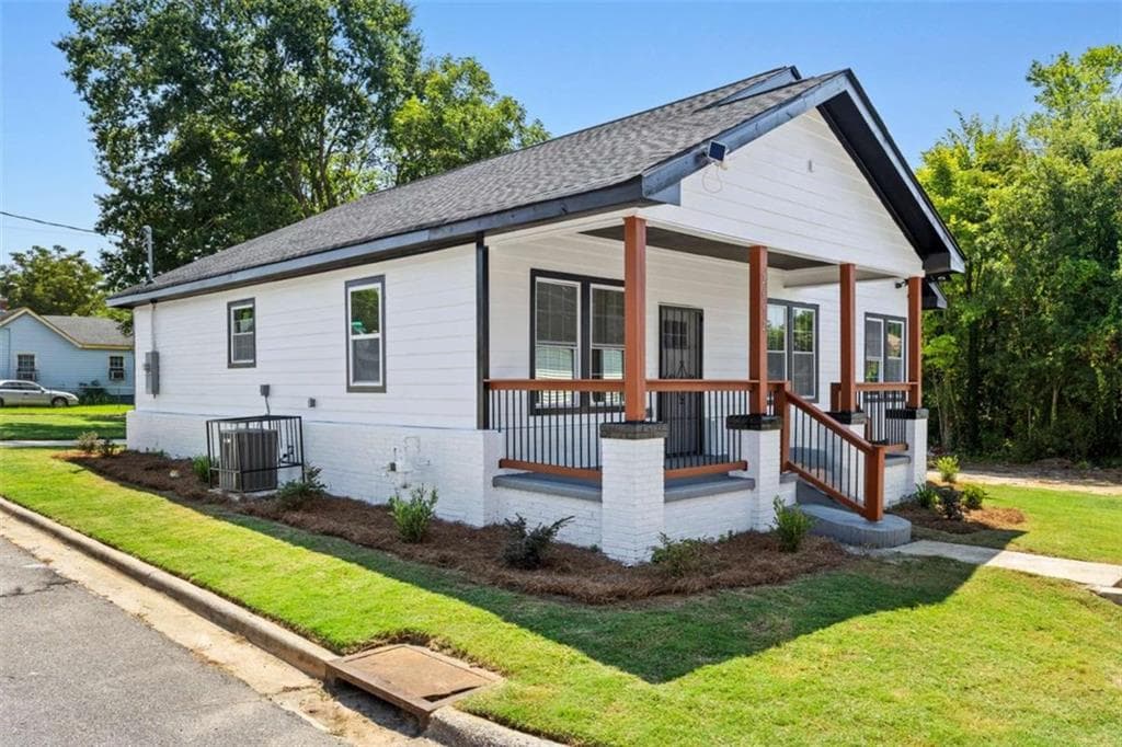 4 bedroom, 3 bathroom, 1,408 sq ft single family residence for sale at 2652 Antioch Road, Macon, GA 31206 — photo 2