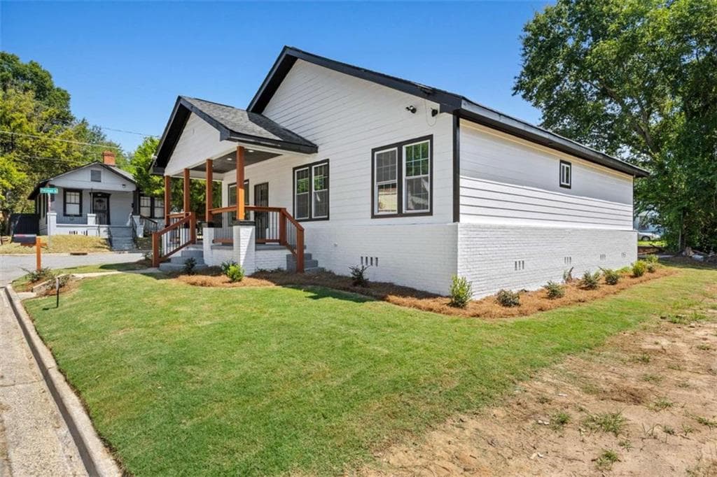 4 bedroom, 3 bathroom, 1,408 sq ft single family residence for sale at 2652 Antioch Road, Macon, GA 31206 — photo 3
