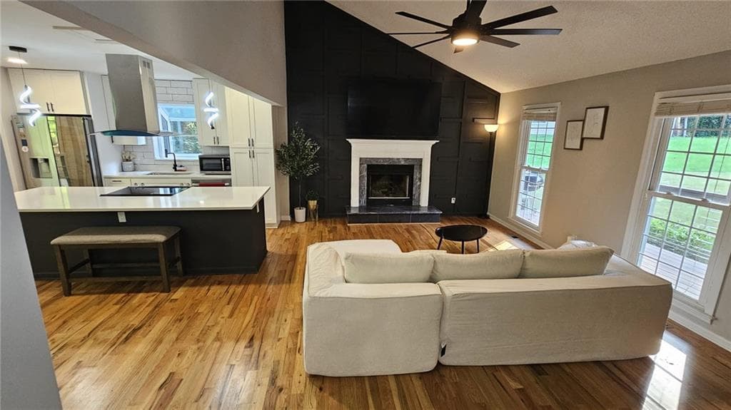 5 bedroom, 3 bathroom, 2,362 sq ft single family residence for sale at 124 Cagle Way, Hiram, GA 30141 — photo 4