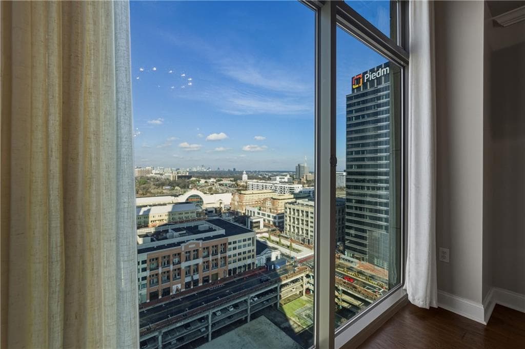 2 bedroom, 3 bathroom, 1,744 sq ft condominium for sale at 270 17th Street 1804, Atlanta, GA 30363 — photo 9