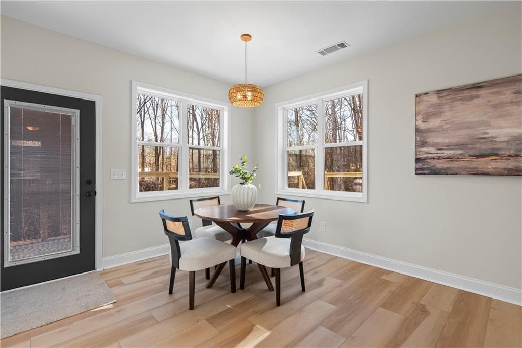 5 bedroom, 4 bathroom, 2,895 sq ft single family residence for sale at 3114 Old Cornelia Highway, Gainesville, GA 30507 — photo 3