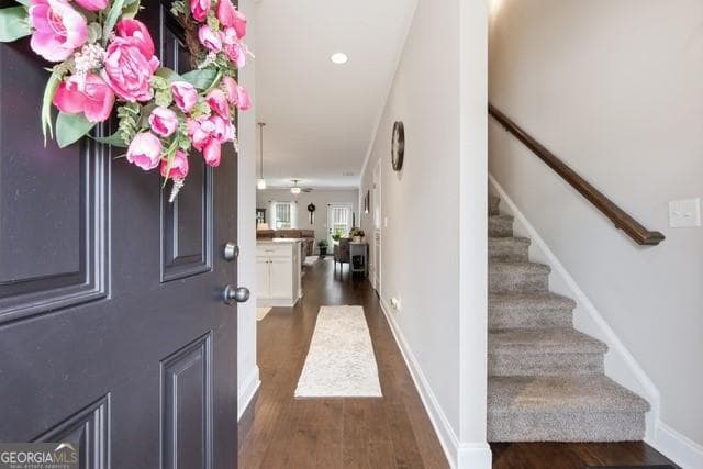 3 bedroom, 3 bathroom, 1,506 sq ft townhouse for sale at 3874 Valley View Ct, Gainesville, GA 30501 — photo 3