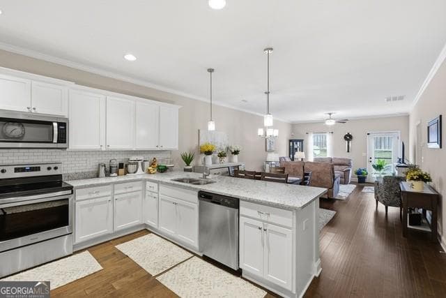 3 bedroom, 3 bathroom, 1,506 sq ft townhouse for sale at 3874 Valley View Ct, Gainesville, GA 30501 — photo 4