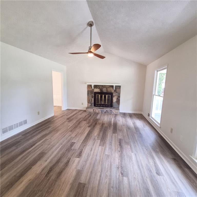 3 bedroom, 3 bathroom, 1,968 sq ft single family residence for sale at 2681 Tybee Drive, Buford, GA 30519 — photo 3
