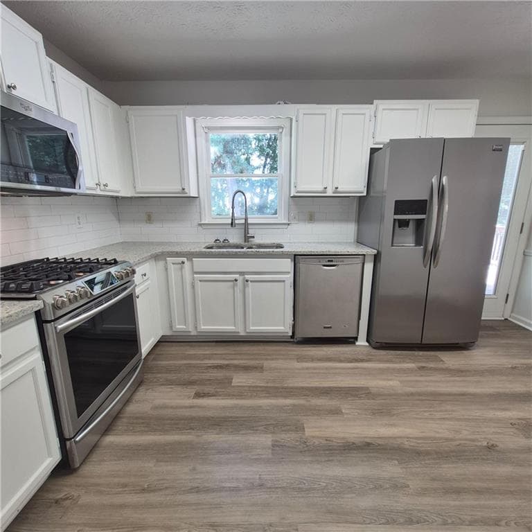 3 bedroom, 3 bathroom, 1,968 sq ft single family residence for sale at 2681 Tybee Drive, Buford, GA 30519 — photo 8