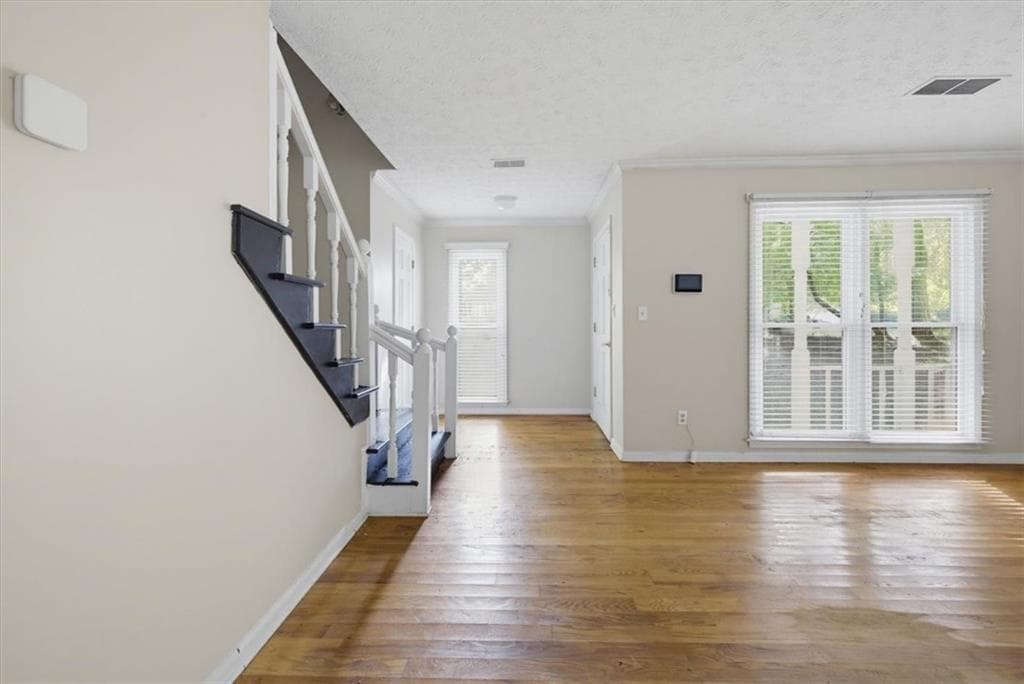 3 bedroom, 3 bathroom, 2,152 sq ft single family residence for sale at 210 Groveland Drive, Peachtree City, GA 30269 — photo 8