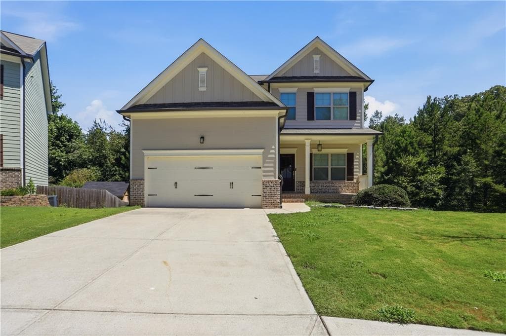 4 bedroom, 3 bathroom, 3,182 sq ft home for sale at 469 Flowing Trail, Dawsonville, GA