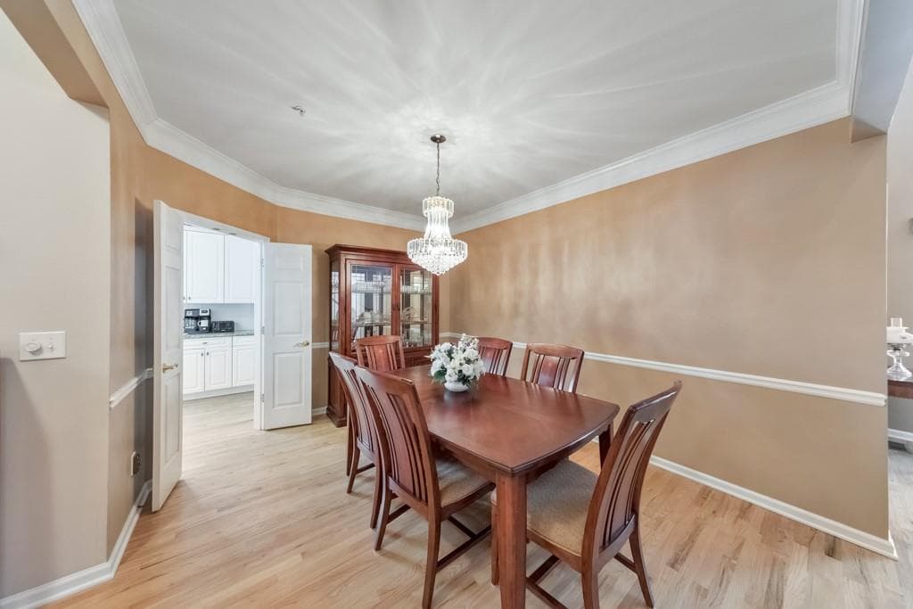4 bedroom, 5 bathroom, 3,172 sq ft single family residence under contract at 1373 Merrifield Lane, Marietta, GA 30062 — photo 10