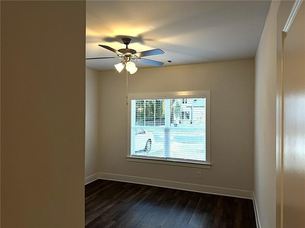 2 bedroom, 2 bathroom, 1,526 sq ft townhouse for sale at 65 Village Court, Cleveland, GA 30528 — photo 2