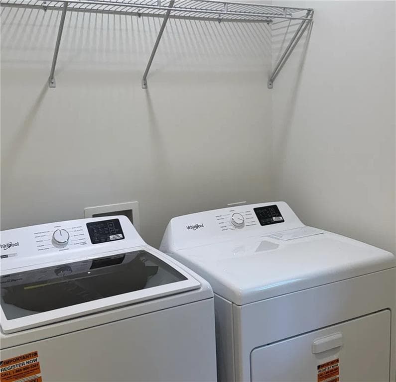 1 bedroom, 1 bathroom, 722 sq ft quadruplex for rent at 672 Cassanova Street D, Atlanta, GA 30315 for $1,350 a month — photo 3