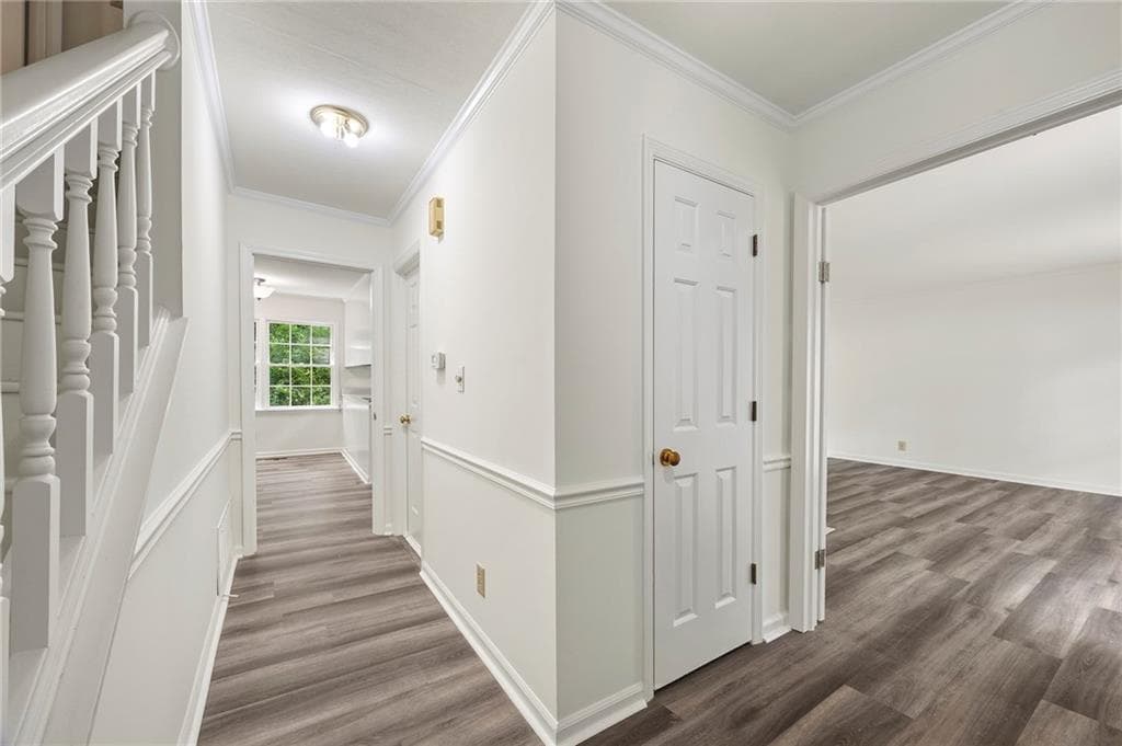 5 bedroom, 4 bathroom, 2,433 sq ft single family residence for sale at 602 Commanche Drive, Macon, GA 31210 — photo 4