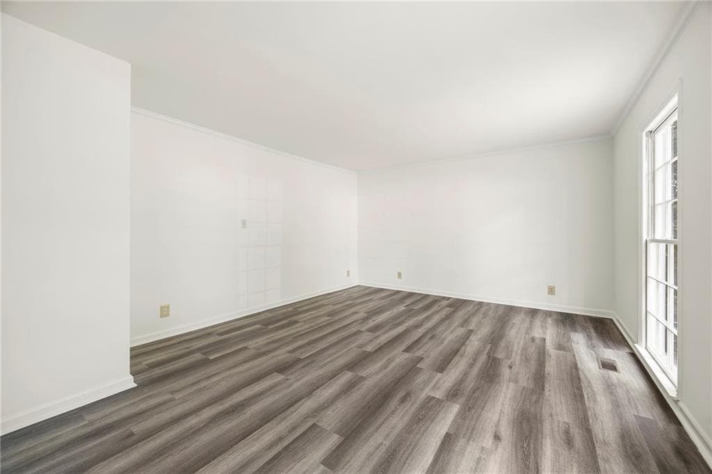 5 bedroom, 4 bathroom, 2,433 sq ft single family residence for sale at 602 Commanche Drive, Macon, GA 31210 — photo 5