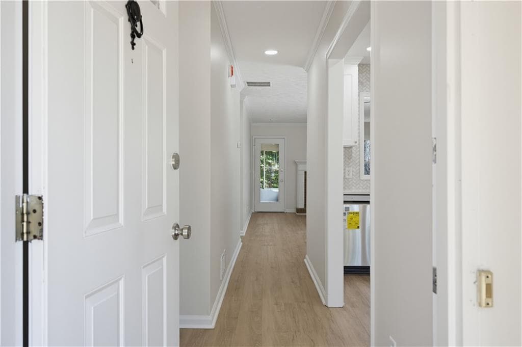 2 bedroom, 2 bathroom, 1,212 sq ft townhouse for sale at 1299 Whitlock Ridge Drive, Marietta, GA 30064 — photo 5