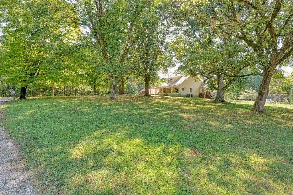 3 bedroom, 2 bathroom, 1,754 sq ft single family residence for sale at 1165 Bartow Street, Waleska, GA 30183 — photo 4