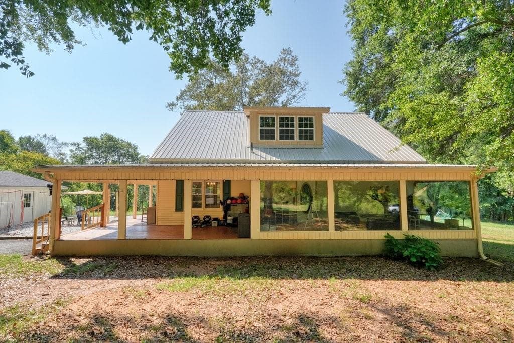 3 bedroom, 2 bathroom, 1,754 sq ft single family residence for sale at 1165 Bartow Street, Waleska, GA 30183 — photo 9