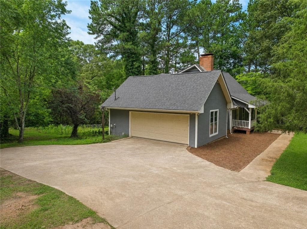 4 bedroom, 4 bathroom, 2,127 sq ft single family residence under contract at 280 Wilson Drive, Mcdonough, GA 30252 — photo 2