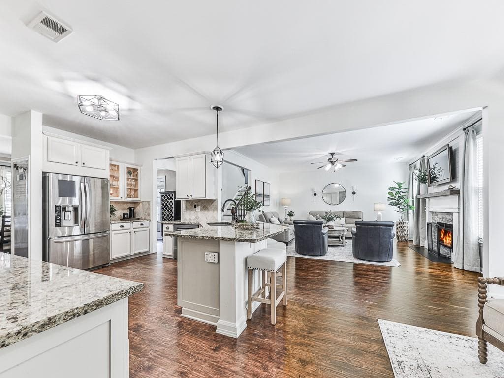5 bedroom, 3 bathroom, 3,173 sq ft single family residence for sale at 266 Royal Sunset Drive, Dallas, GA 30157 — photo 4