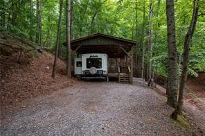 1 bedroom, 1 bathroom single family residence for sale at 133 31st Street, Ellijay, GA 30540 — photo 2