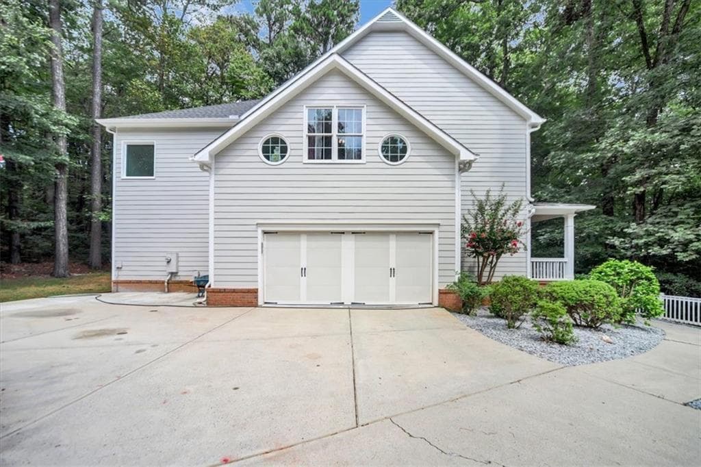 5 bedroom, 4 bathroom, 3,192 sq ft single family residence for sale at 453 Cooper Woods Court, Smyrna, GA 30082 — photo 5