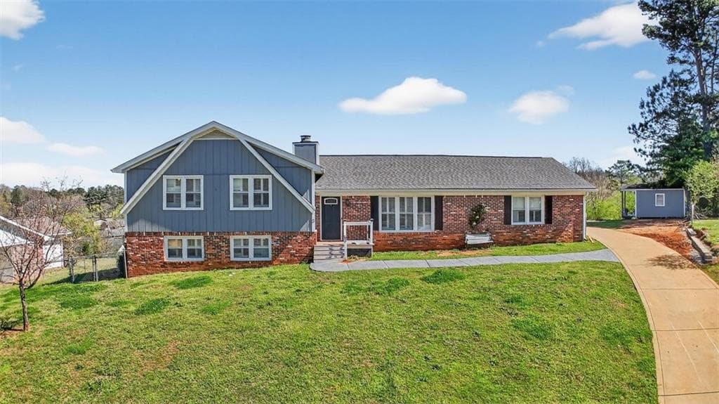 4 bedroom, 2 bathroom, 2,560 sq ft single family residence for sale at 3 Berkshire Lane, Rome, GA 30161