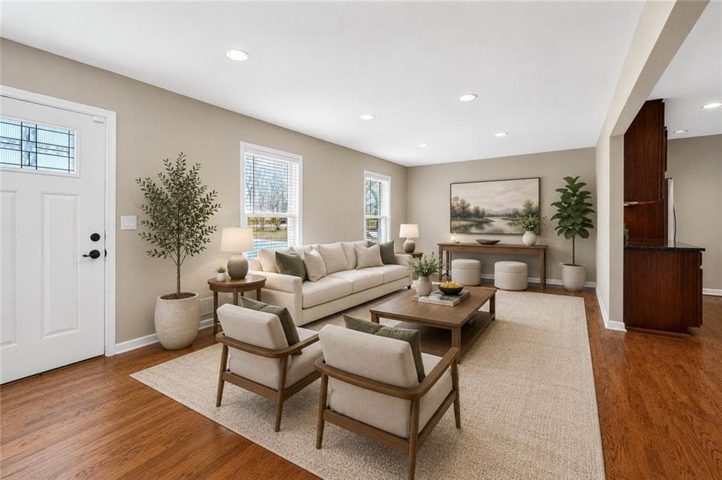 3 bedroom, 2 bathroom, 2,197 sq ft single family residence under contract at 3024 Sumac Drive, Peachtree Corners, GA 30360 — photo 4
