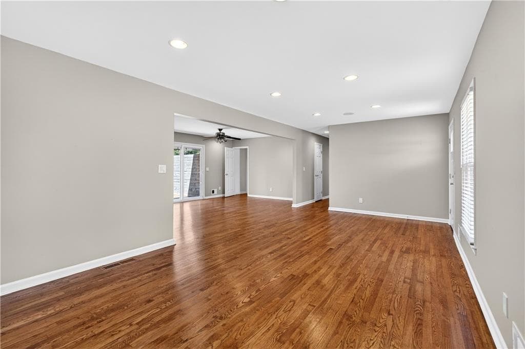3 bedroom, 2 bathroom, 2,197 sq ft single family residence under contract at 3024 Sumac Drive, Peachtree Corners, GA 30360 — photo 6