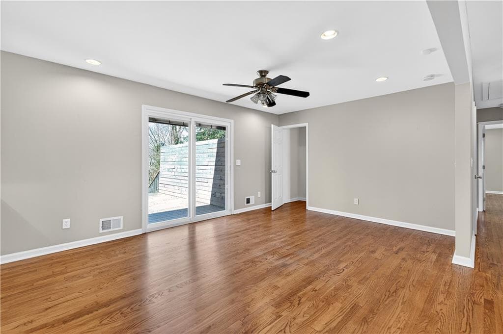 3 bedroom, 2 bathroom, 2,197 sq ft single family residence under contract at 3024 Sumac Drive, Peachtree Corners, GA 30360 — photo 8