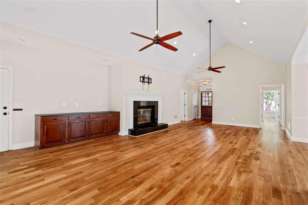 4 bedroom, 3 bathroom, 2,096 sq ft single family residence for rent at 603 Fairway Court, Marietta, GA 30068 for $4,000 a month — photo 7