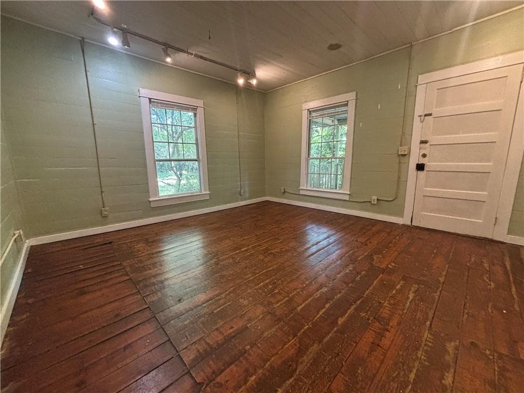 3 bedroom, 2 bathroom, 1,350 sq ft single family residence for sale at 232 Main Street, Dahlonega, GA 30533 — photo 10