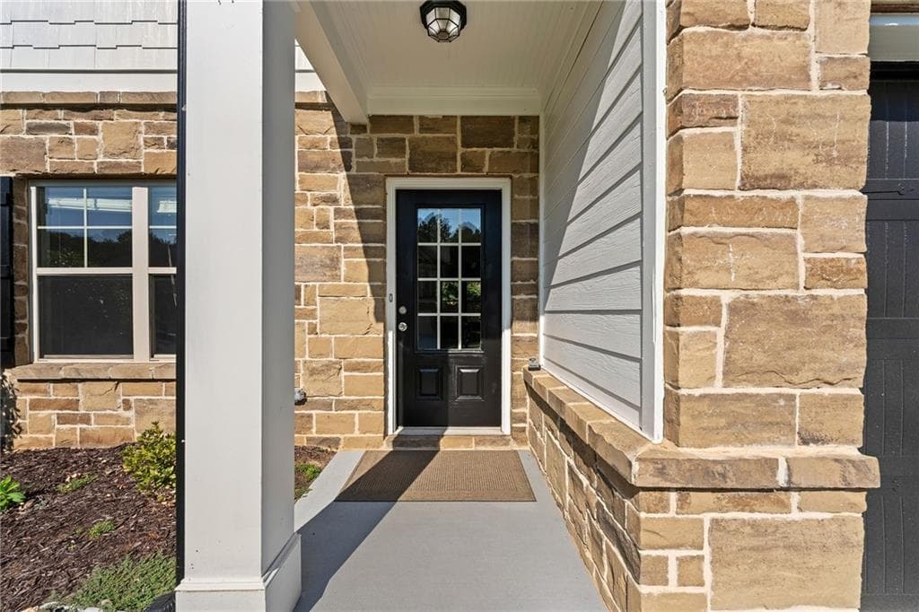 4 bedroom, 3 bathroom, 2,610 sq ft single family residence for sale at 7491 Silk Tree Pointe, Braselton, GA 30517 — photo 2