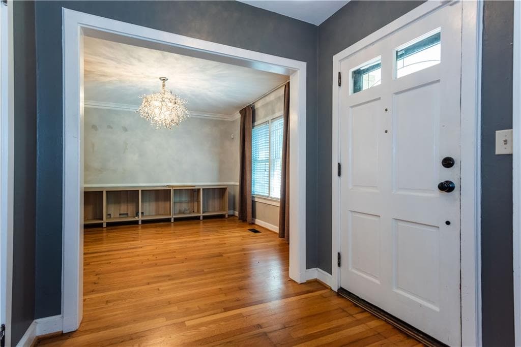 4 bedroom, 2 bathroom, 1,881 sq ft single family residence for sale at 2743 Kimmeridge Drive, East Point, GA 30344 — photo 5
