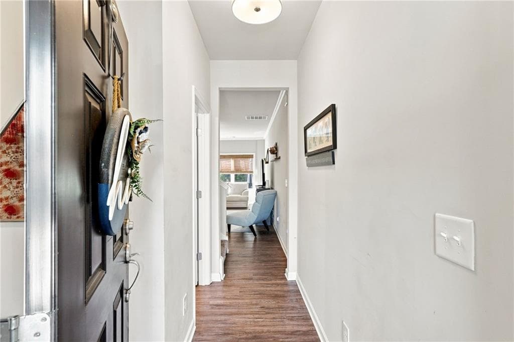 3 bedroom, 3 bathroom, 1,791 sq ft townhouse under contract at 823 Ash Street, Holly Springs, GA 30114 — photo 4